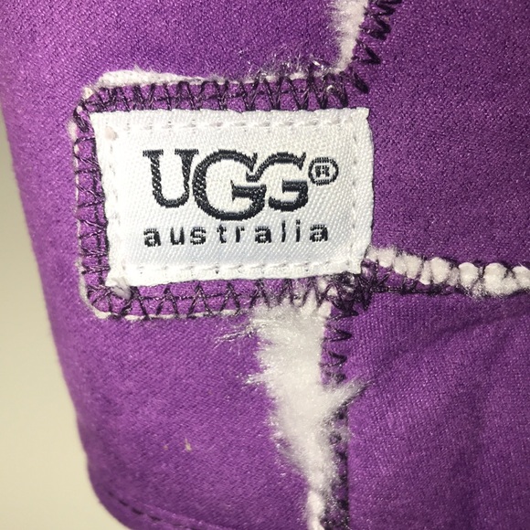 Infant Girl’s UGG Crib Boots - Picture 3 of 7